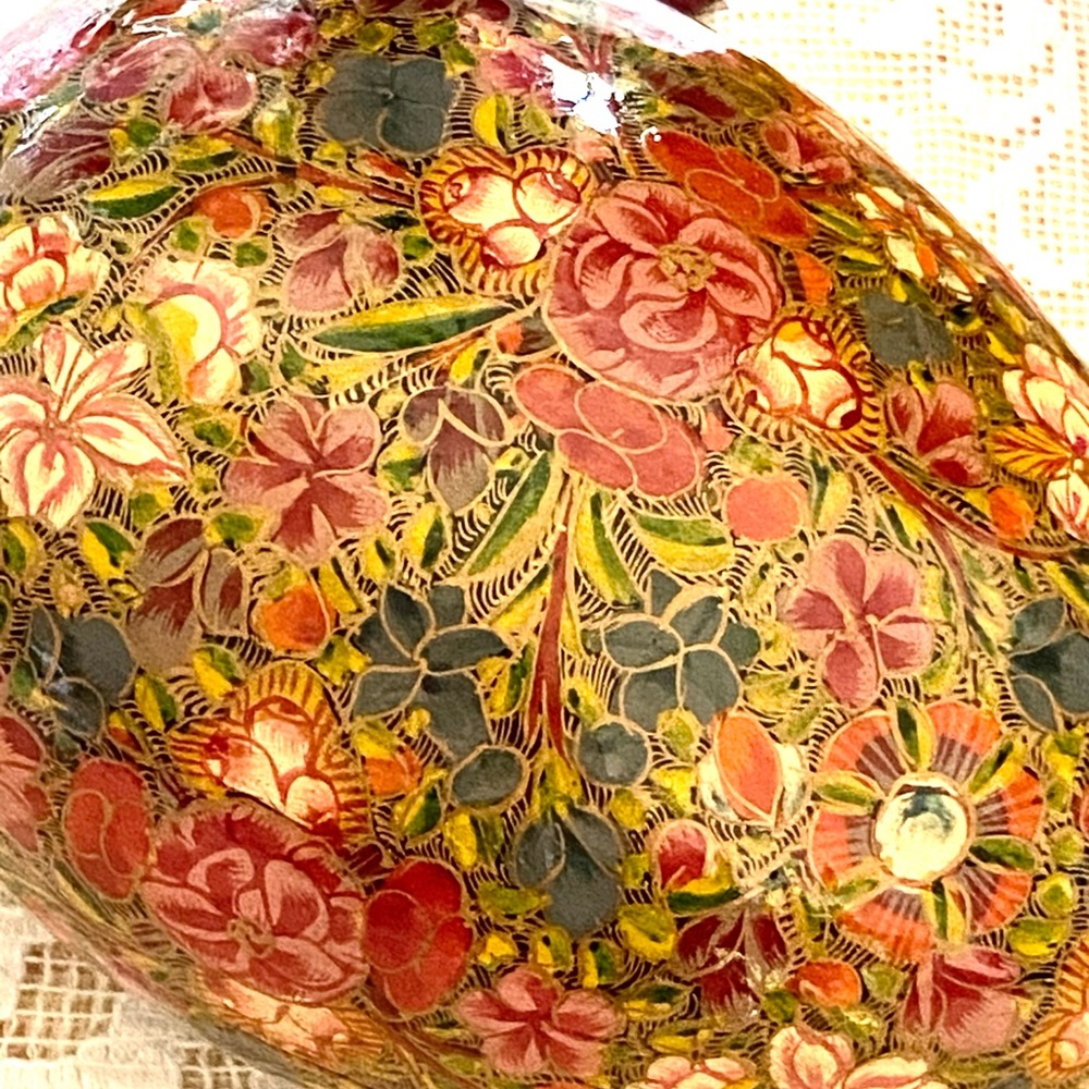 Kasmiri “Easter” Egg Handmade 5” Gold/Beautiful Colors One-of-A-Kind All Season